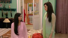 Mere Angne Mein S08E08 Sarla Learns About Amit Full Episode