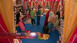 Mere Angne Mein S08E09 Mohit Ties Preeti Up Full Episode