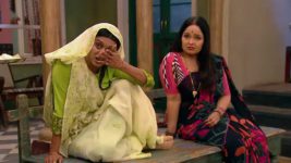 Mere Angne Mein S08E49 Kaushalya Reproaches Preeti Full Episode