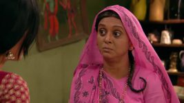 Mere Angne Mein S09E16 Pari, Vyom Get Intimate! Full Episode