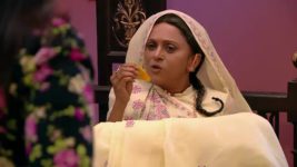 Mere Angne Mein S09E21 Chanda to Spy on Riya Full Episode
