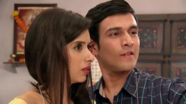 Mere Angne Mein S13E30 Pari Tries To Impress Varun Full Episode