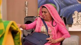 Mere Angne Mein S14E02 Shivam, Riya Escape! Full Episode