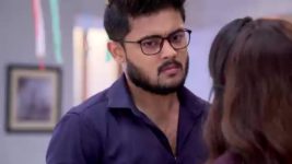 Tomader Rani S01 E243 Rani's World Falls Apart