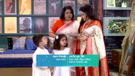 Tumi Ashe Pashe Thakle S01 E194 Parvati Faces Deb's Wrath