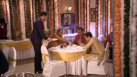 Yeh Hai Mohabbatein S26E27 Ruhi Apologises to Raman Full Episode