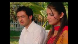 Yeh Rishta Kya Kehlata Hai S04E34 Naitik sees Akshara with Mohit Full Episode