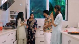 Ninagaagi (Colors Kannada) S01 E14 Rachana burns her hand while cooking
