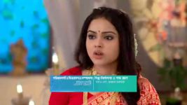 Tumi Ashe Pashe Thakle S01 E212 Parvati in a Tough Spot