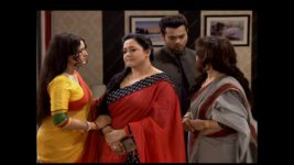 Chokher Tara Tui S09E34 Yuvraj marries Aporupa! Full Episode