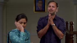 Dehleez S01E27 Asad Tries to Avoid Radhika Full Episode