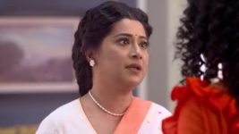 Gramer Rani Binapani S01E217 Bina Gets Suspicious Full Episode