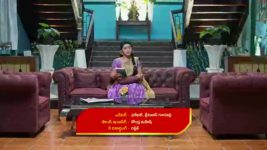 Maguva O Maguva S01 E98 Vijayamma's Sinister Move