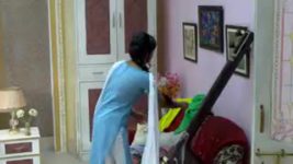 Tekka Raja Badshah S01E47 Raja's Family at the Dutta House Full Episode