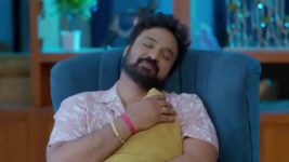 Yeto Vellipoyindhi Manasu S01 E124 Srivalli, Sandeep's Dispute