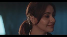 Illegal S03 E01 The Mad Lawyer Returns