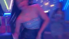 Mehndi Wala Ghar S01 E130 Police Arrive At The Club