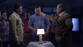 CID S01E1396 Cops Ka Katil Full Episode