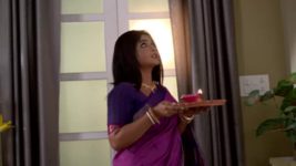 Pherari Mon S01 E622 Agni's clothes catch on fire