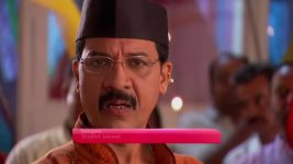 Do Dil Ek Jaan S04 E01 Antara against the procession