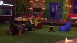 Bigg Boss Tamil S05E18 Day 17 in the House Full Episode
