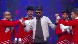 Mr & Mrs Chinnathirai S02E01 Battle of the Couples Full Episode