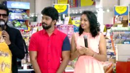 Mr & Mrs Chinnathirai S02E03 Shopping Round Continues Full Episode