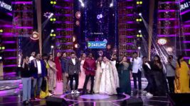 Mr & Mrs Chinnathirai S03E15 Funny Tasks for the Couples Full Episode