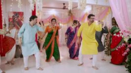 Tu Tevha Tashi S01E124 1st August 2022 Full Episode