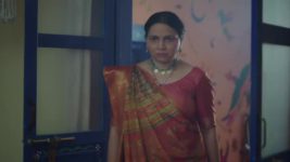 10:29 Ki Aakhri Dastak S01 E115 Bindu Helps Abhimanyu