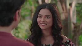 Sadhi Mansa S01 E227 Meera Urges Satyajeet to Eat