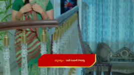 Yeto Vellipoyindhi Manasu S01 E263 Srilatha Provokes Seethakanth