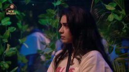 Bigg Boss (Colors tv) S18 E65 BIGG SHOCKER! Avinash Nominates Vivian