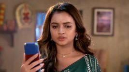 Dui Shalik (Star Jalsha) S01 E76 Poly Reports to Priyaranjan