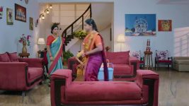 Karthika Deepam S02 E231 Karthik Reassures Kanchana