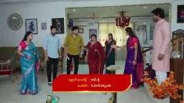 Yeto Vellipoyindhi Manasu S01 E288 Seethakanth Is Devastated