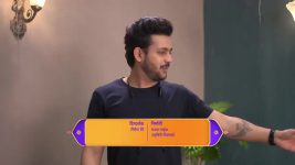 Aai Aani Baba Retire Hot Aahet S01 E28 Sweety Is Annoyed with Makarand