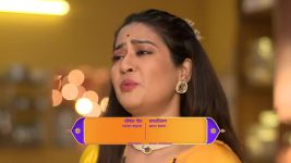 Aai Aani Baba Retire Hot Aahet S01 E48 Priya Offers to Help Seema
