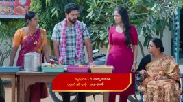Karthika Deepam S02 E254 Deepa Thrashes Jyotsna