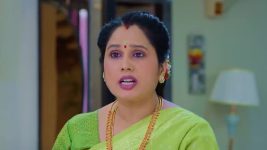 Karthika Deepam S02 E257 Kasi Is Shattered