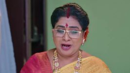 Karthika Deepam S02 E260 Jyotsna Is Terrified