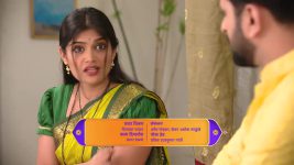Laxmichya Paaulanni S01 E305 Kala Feigns Exhaustion