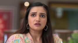 Aai Aani Baba Retire Hot Aahet S01 E19 Sweety's Distress