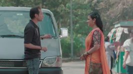 Sadhi Mansa S01 E280 Satyajeet Praises Meera's Effort