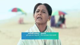 Chirosakha (Star Jalsha) S01 E10 Swatantra Finds Kamalini Safe