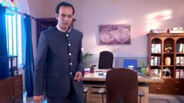 Dui Shalik (Star Jalsha) S01 E144 Priyaranjan Outwits Jhilik