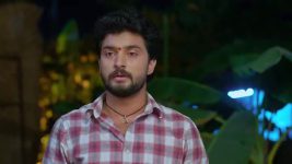 Maguva O Maguva S01 E303 Vijayamma Assists Chanti