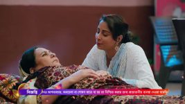 Swarnor Sangsar S01 E54 Swarno manages a job to survive