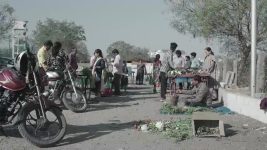 Paluke Bangaramayana S01 E472 Swaragini Denies Abhishek's Plea