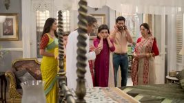 Shubho Bibaho S01 E245 Sudha Tracks Jhumpa's Move